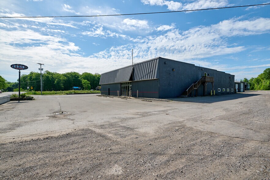 More Photos Of 7464 Sharon Mercer Rd, Mercer General Retail For Sale