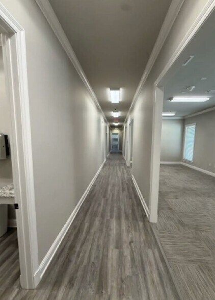 More Photos Of 445 W Eastbank Dr, Gonzales Industrial For Lease