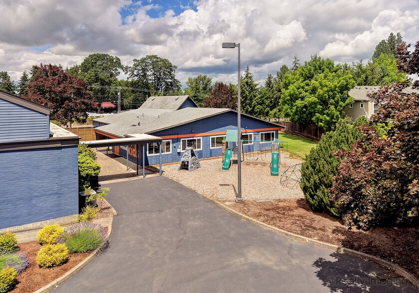 More Photos Of 18390 SW Farmington Rd, Aloha Religious Facility For Sale