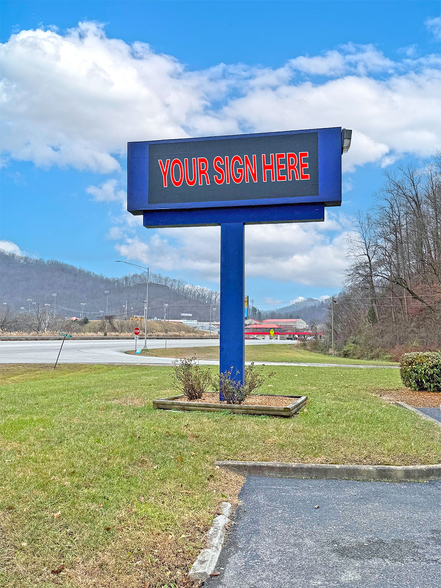 More Photos Of 27989 Us Highway 119, South Williamson Bank For Sale