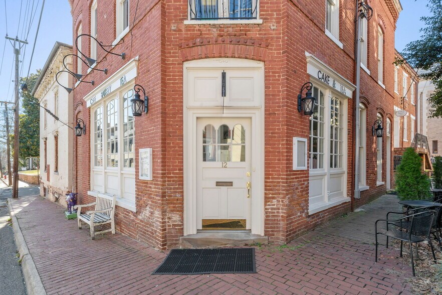 More Photos Of 12 Culpeper St, Warrenton Restaurant For Sale