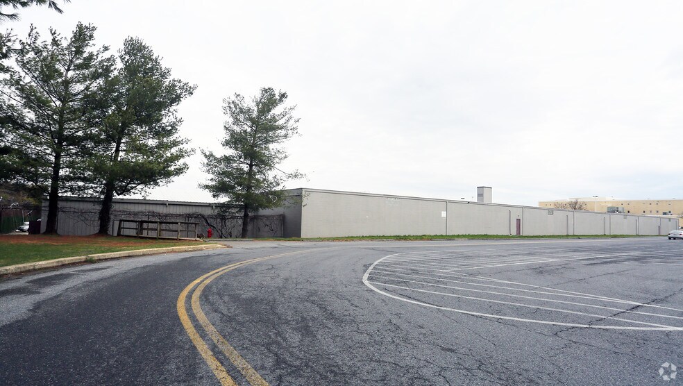 More Photos Of 4241 Brookhill Rd, Baltimore Warehouse For Lease