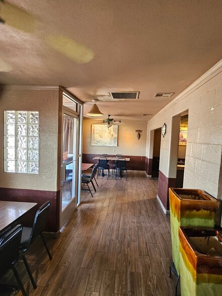 More Photos Of 1226 W Hadley Ave, Las Cruces Restaurant For Sale