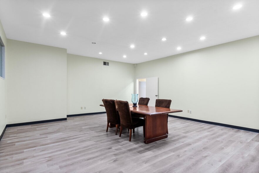 More Photos Of 3380 Successful Way, Dayton Office For Sale