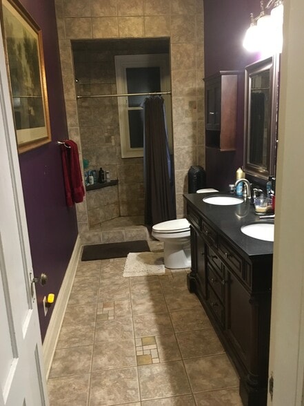 More Photos Of 71 Vine St, New Britain Apartments For Sale