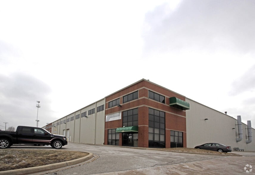More Photos Of 4140-4166 Mound Rd, Joliet Warehouse For Lease
