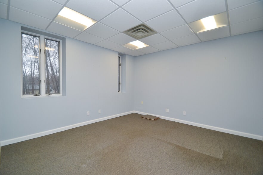 More Photos Of 159 Us Highway 46, Rockaway Office For Lease