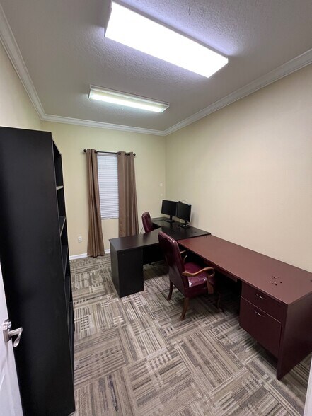 More Photos Of 2719 Letap Ct, Land O' Lakes Office Residential For Lease