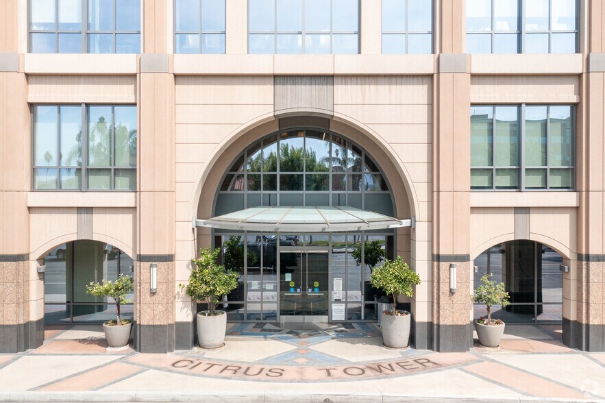 More Photos Of 3390 University Ave, Riverside Office For Lease