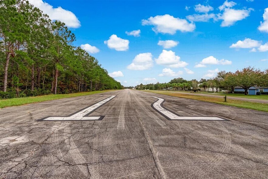 More Photos Of 96168 Cessna Dr, Yulee Airplane Hangar For Sale