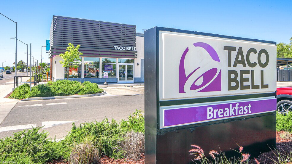 More Photos Of 4071 Ventura St, Fresno Freestanding For Sale