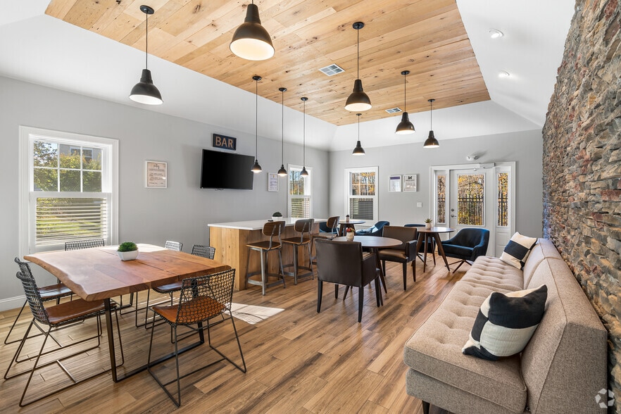 More Photos Of 9 Covered Bridge Rd, Newtown Apartments For Sale