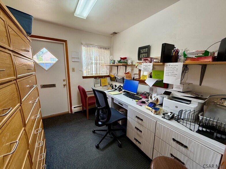 More Photos Of 571 Cypress Ave, Johnstown Medical For Sale