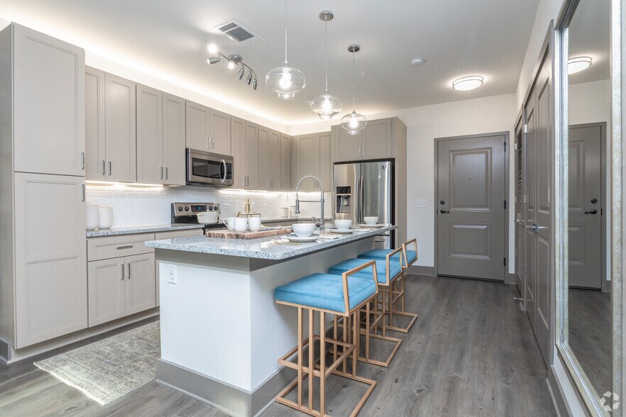 More Photos Of 5255 Peachtree Blvd, Chamblee Apartments For Lease