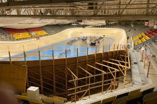 More Photos Of 2809 Roxburgh Rd, London Storefront For Sale