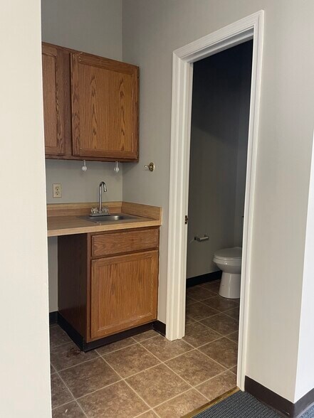 More Photos Of 3102-3114 Golansky Blvd, Woodbridge Medical For Lease