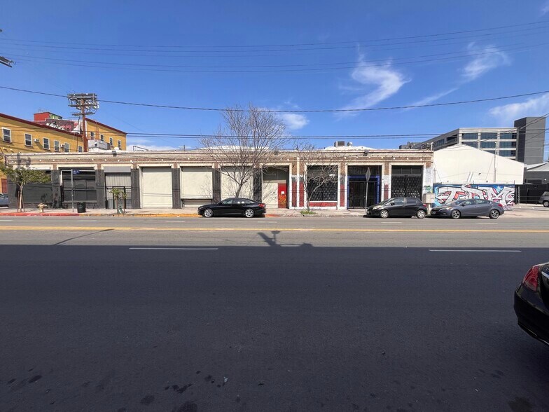 More Photos Of 800-810 S Santa Fe Ave, Los Angeles Warehouse For Lease