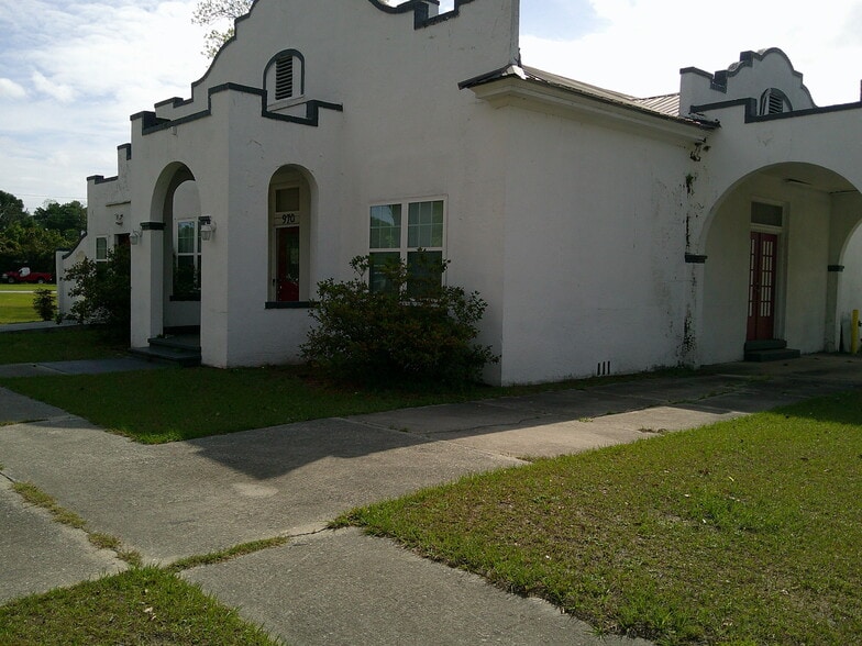 More Photos Of 970 McDonald St, Waycross Flex For Sale