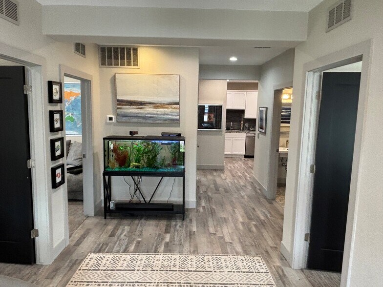 More Photos Of 515 Jerry St, Castle Rock Office For Sale