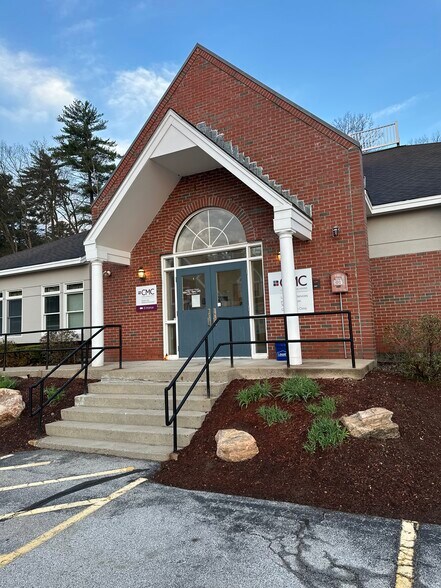 More Photos Of 775 S Main St, Manchester Medical For Lease