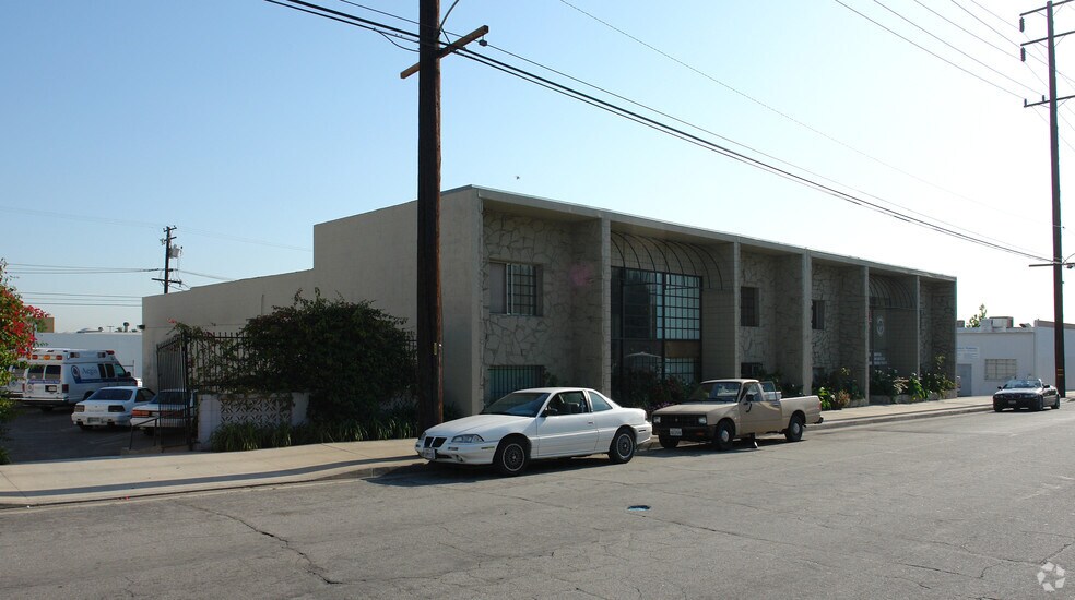 More Photos Of 140-144 W Chestnut Ave, Monrovia Warehouse For Sale