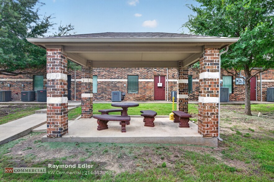 More Photos Of 4819 SH 121, The Colony Medical For Sale