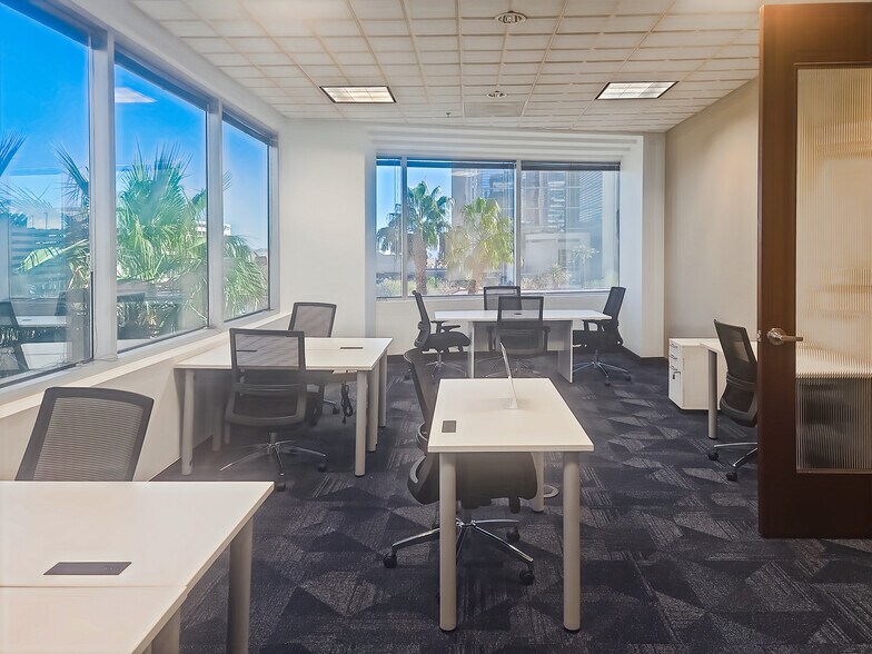 More Photos Of 400 S 4th St, Las Vegas Coworking Space