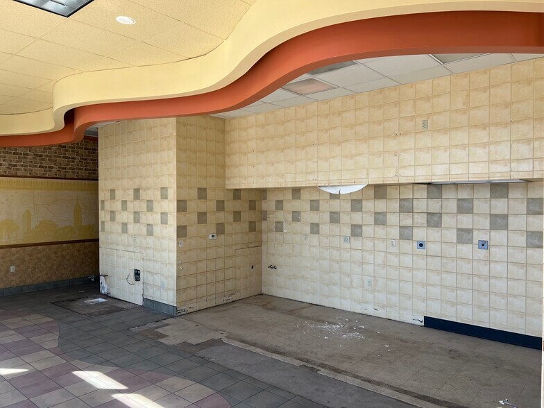 More Photos Of 822 Kansas Ave, Modesto Freestanding For Lease