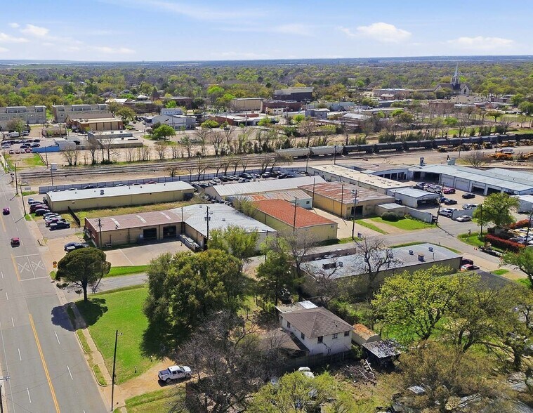 More Photos Of 307 N Britain Rd, Irving Land For Sale