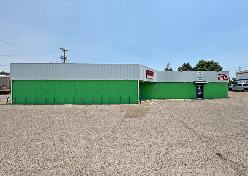 More Photos Of 2117 Menaul Blvd, Albuquerque Freestanding For Sale