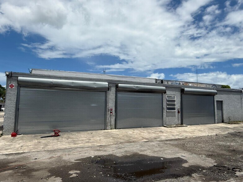 More Photos Of 2313 SW 59th Ave, West Park Auto Repair For Sale