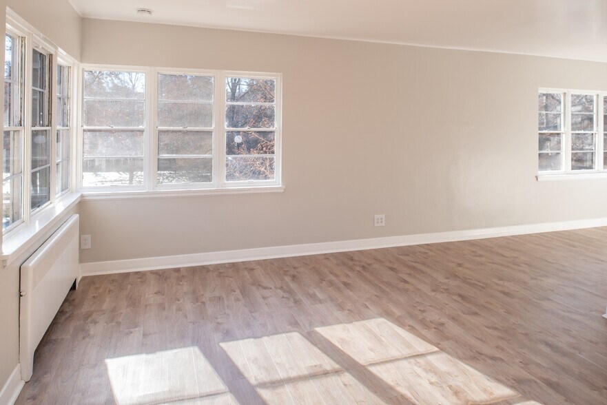 More Photos Of 1045 Riverside Dr, Reno Apartments For Sale