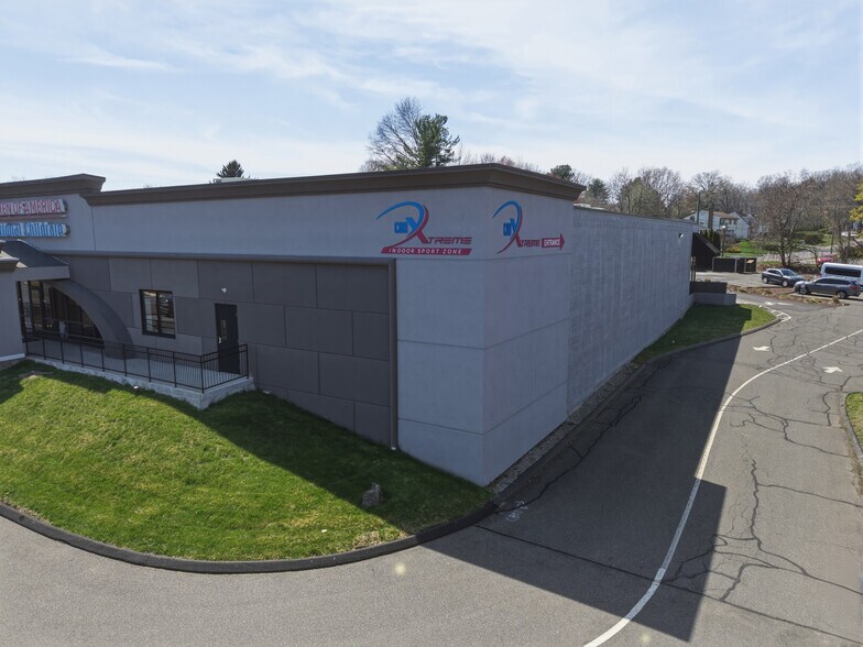 More Photos Of 1199 Silas Deane Hwy, Wethersfield General Retail For Lease