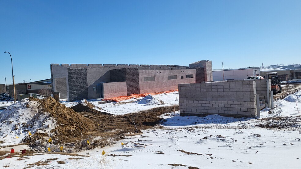 More Photos Of 2501 46th Ave, Greeley Specialty For Sale