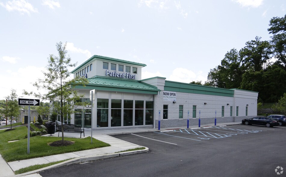 More Photos Of 938 Old York Rd, Abington Medical For Sale