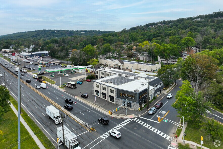More Photos Of 481 US Highway 22, North Plainfield Freestanding For Sale