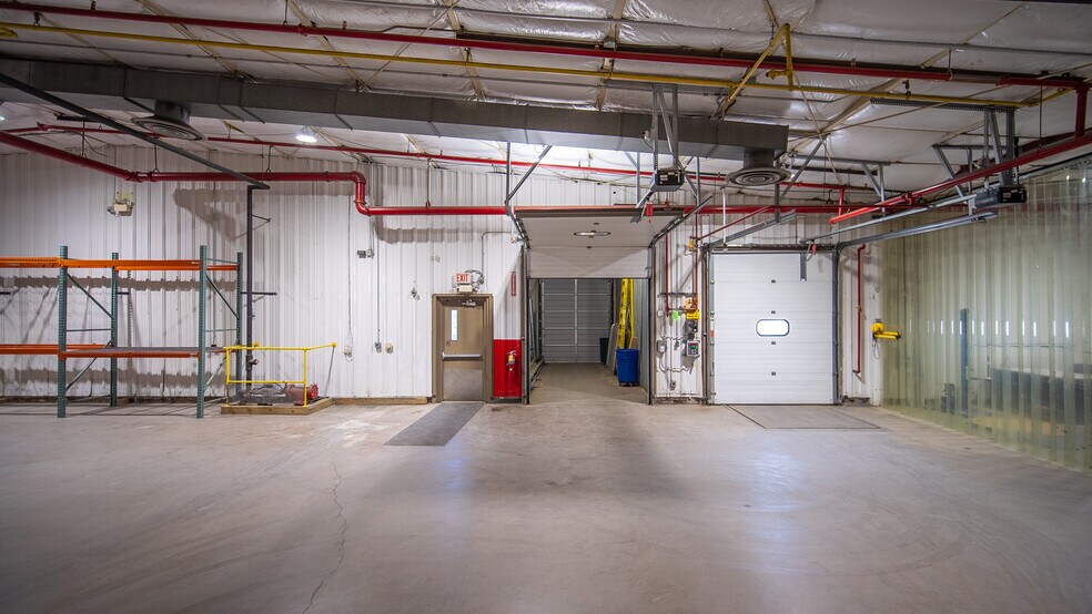 More Photos Of 901 Home St, Rushford Manufacturing For Sale