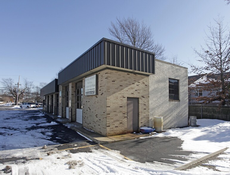 More Photos Of 2304 Union Blvd, Bay Shore Auto Repair For Sale