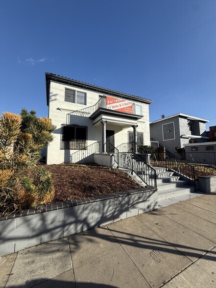 More Photos Of 8930 S Vermont Ave, Los Angeles Daycare Center For Lease