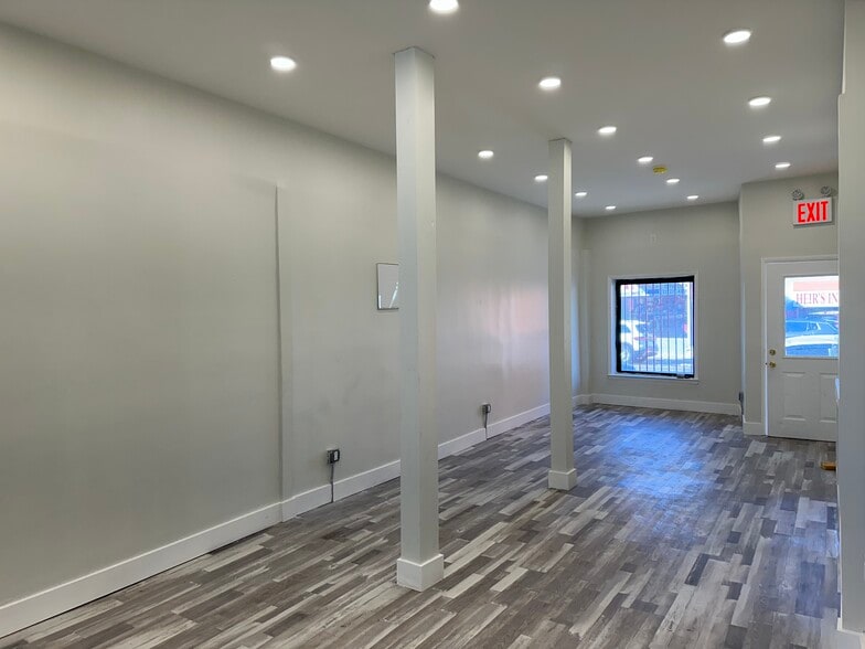 More Photos Of 530 West Side Ave, Jersey City Storefront Retail Residential For Lease