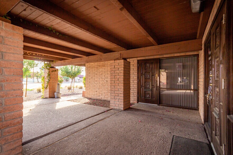 More Photos Of 1550 E University Dr, Mesa Office For Lease