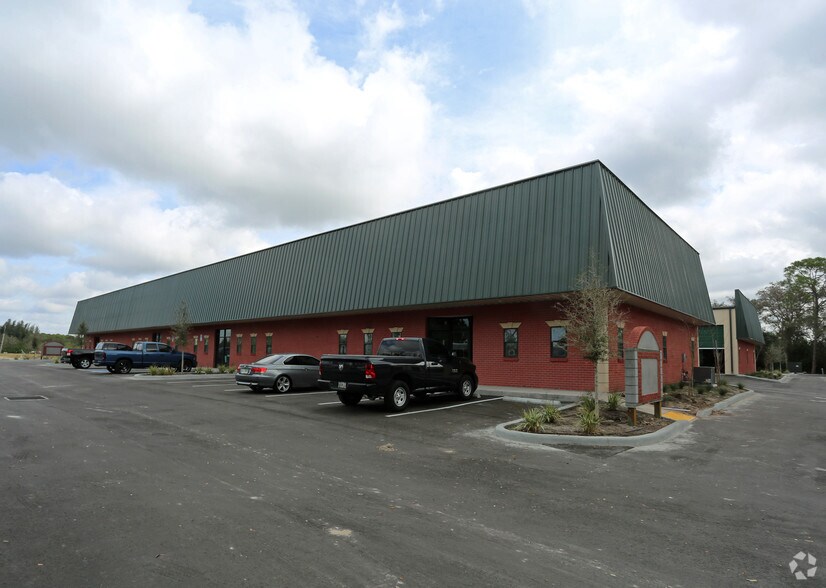 Primary Photo Of 13377 W Hillsborough Dr, Tampa Unknown For Lease