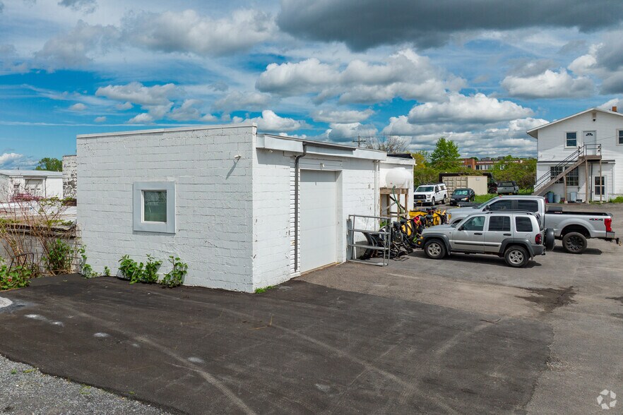 More Photos Of 1819 Lemoyne Ave, Syracuse Manufacturing For Sale