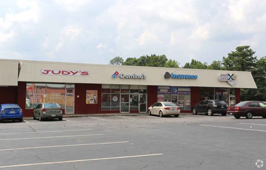 Primary Photo Of 17 Smith St, Fairburn Unknown For Lease