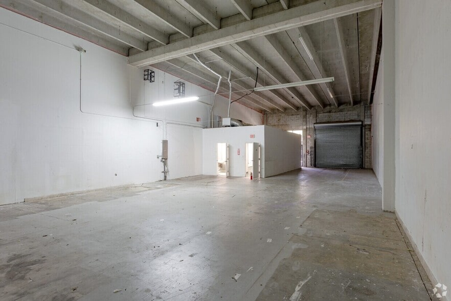 More Photos Of 6741 W Sunrise Blvd, Plantation Unknown For Lease