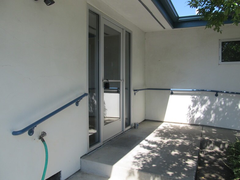 More Photos Of 111 Margaret Ln, Grass Valley Office For Sale