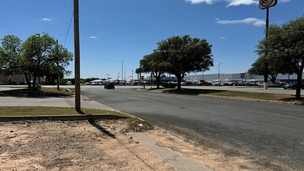 More Photos Of 325 1st St, San Angelo Land For Sale