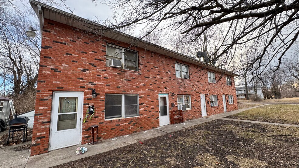 More Photos Of 846 N Main St, Jacksonville Apartments For Sale
