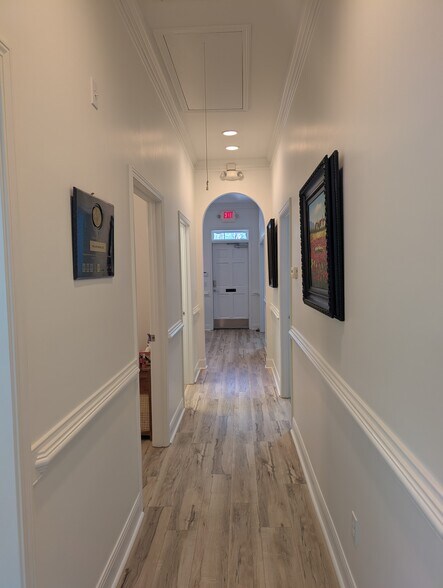 More Photos Of 1815 Lockeway Dr, Alpharetta Office For Sale