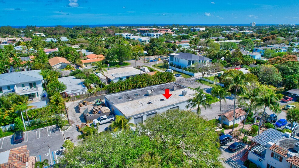More Photos Of 705 Bond Way, Delray Beach Showroom For Sale